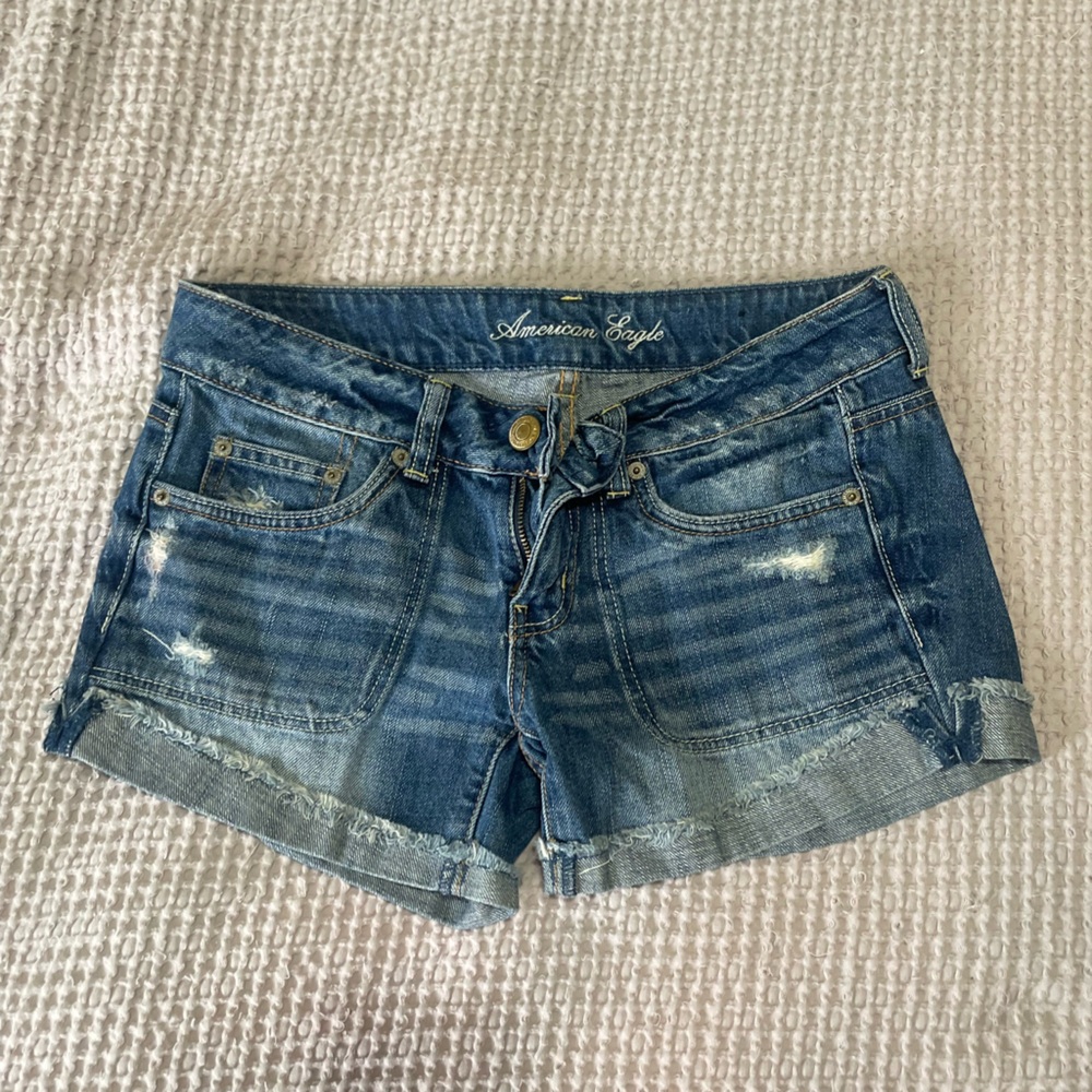 Jean shorts cuffed